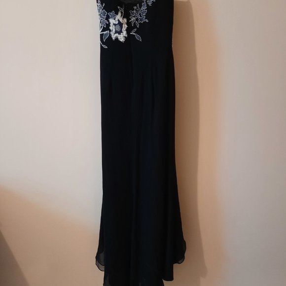 Vintage Cache Silk Beaded Strapless Gown Black and White - Picture 8 of 13